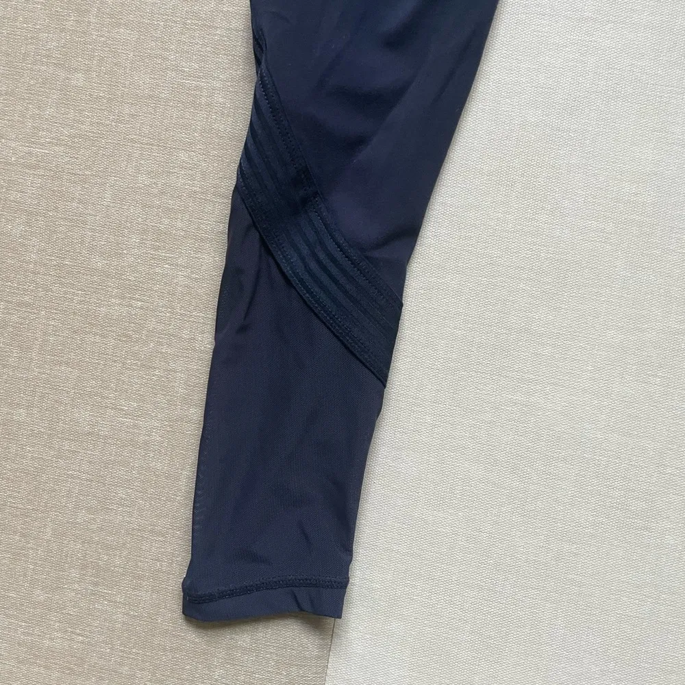 Salutation Stash High Rise 7/8 Legging - Image 11