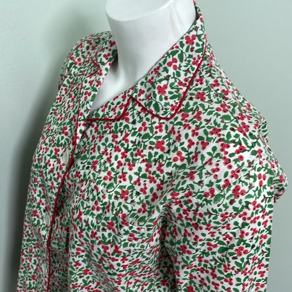 Roller Rabbit Holly Berry Christmas Pajama Top - Image 6