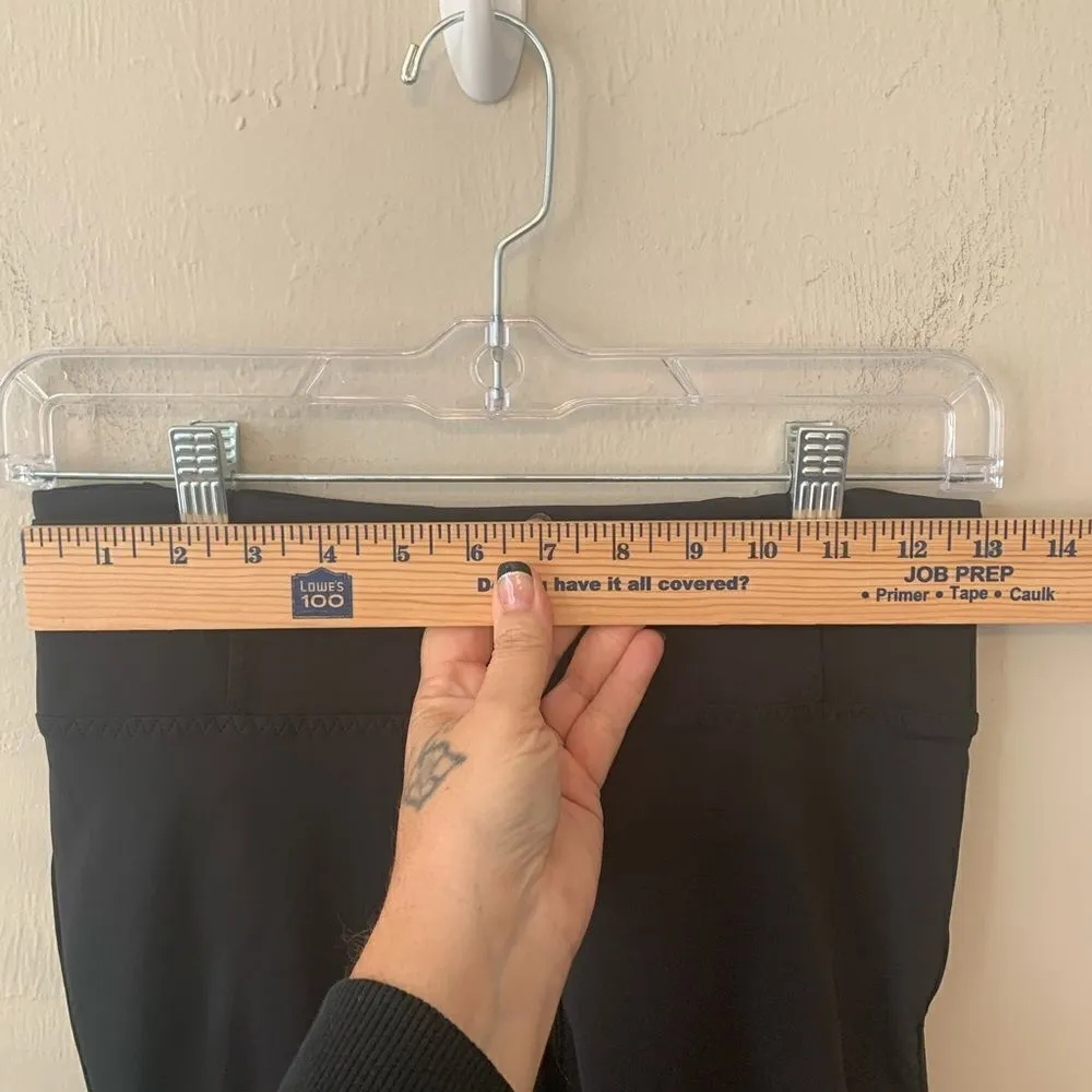 Lululemon black Capri yoga pants size 6‎ - Image 5