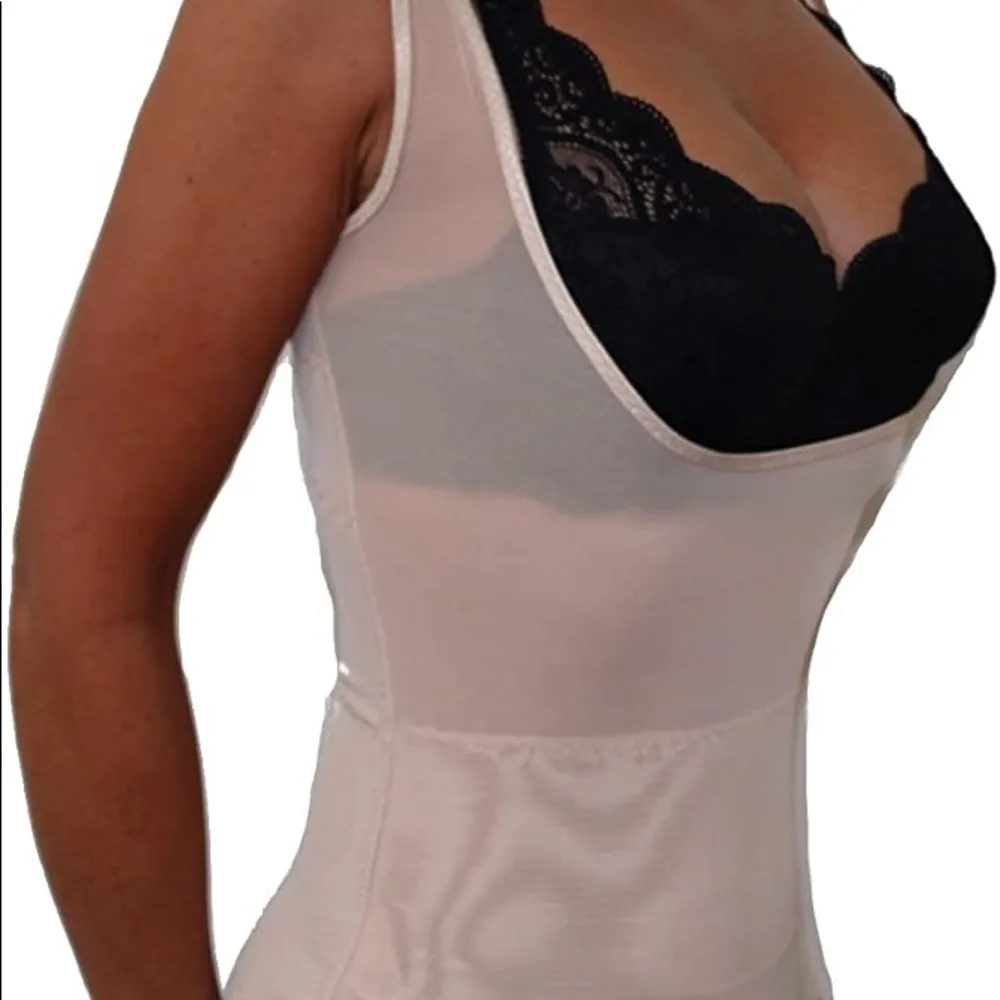 NWOT Kymar Body Shaper Top only(Nude) 3X - Image 2