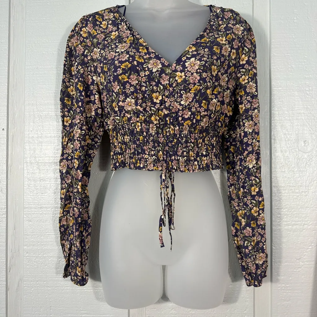 Elodie Women’s Purple Floral Long Sleeve Crop Top Smocked Elastic Waist SZ Med… - Image 3