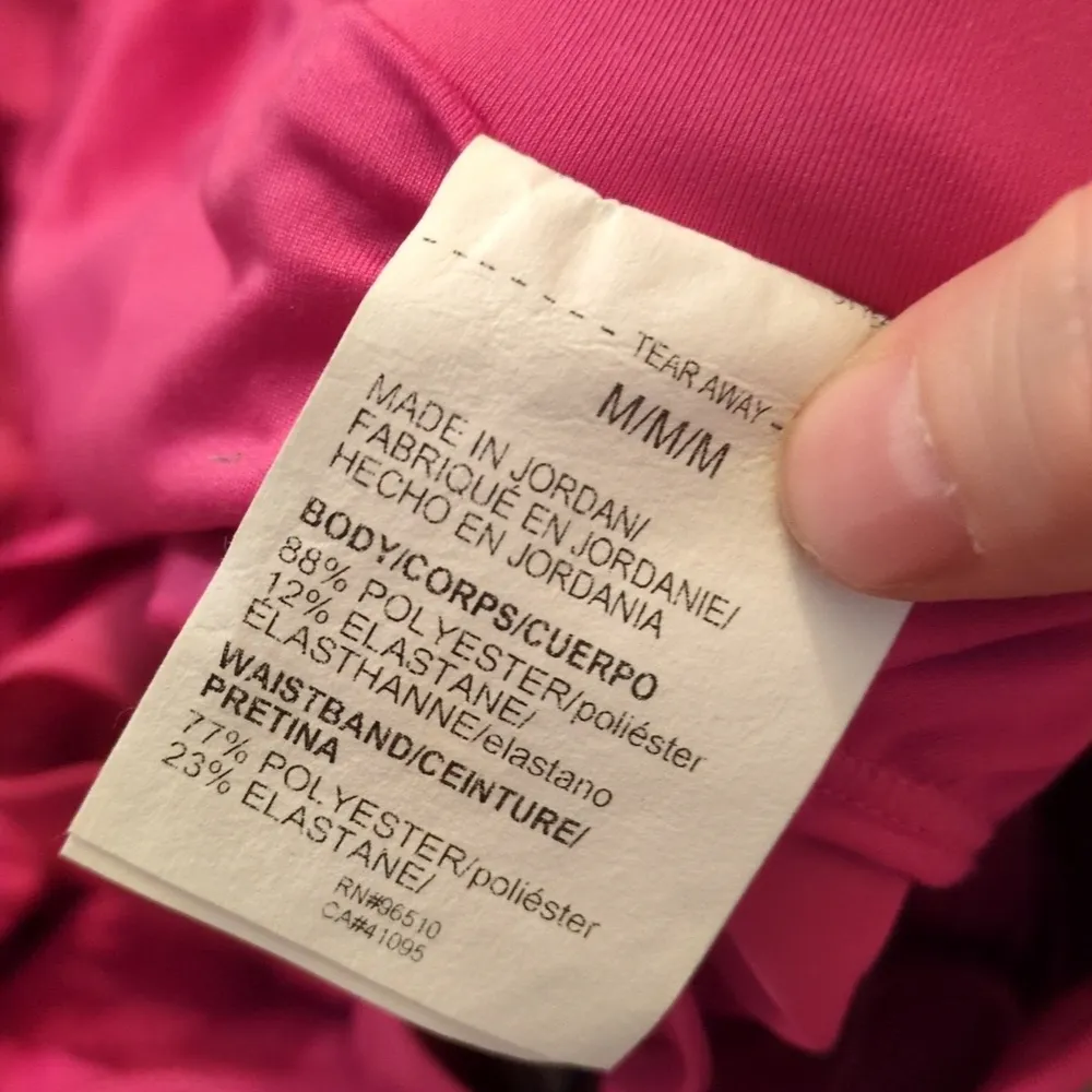 Under Armour Launch Pro Fitted Pink Shorts Size Medium - Image 5