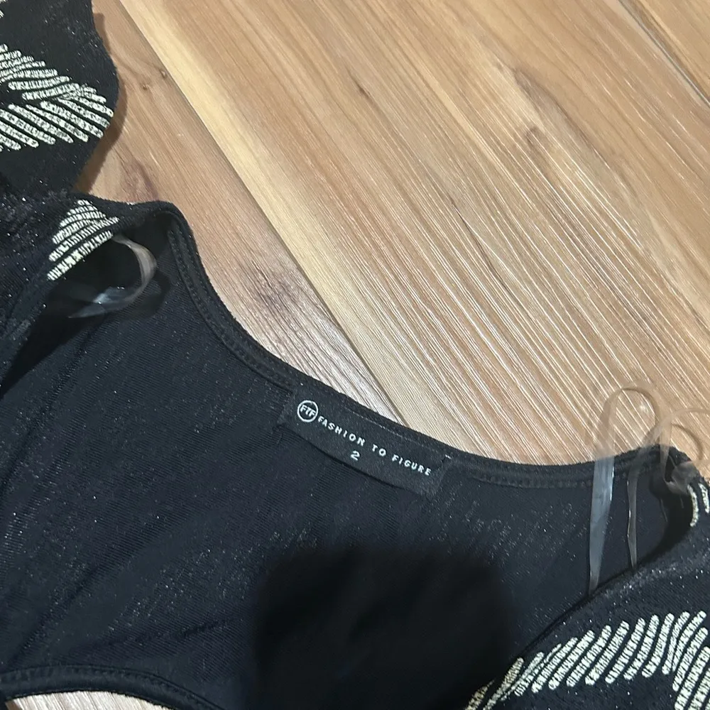 Fashion 2 Figure Chevron Patterned Black and Silver Midi Dress Size 2 - Image 3