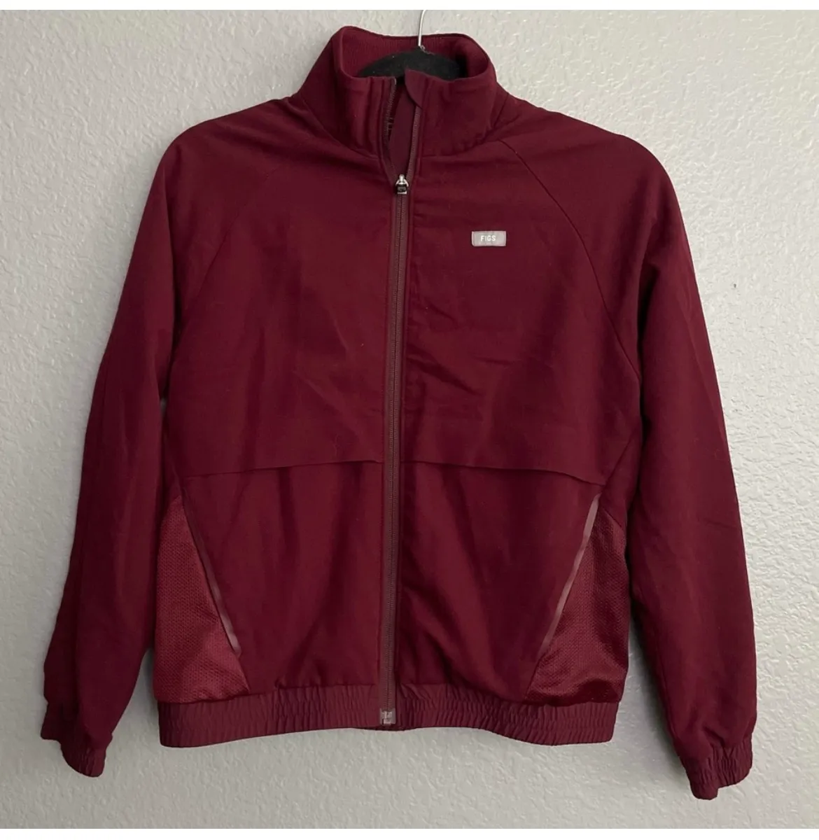 Maroon Scrub Jacket - Image 3