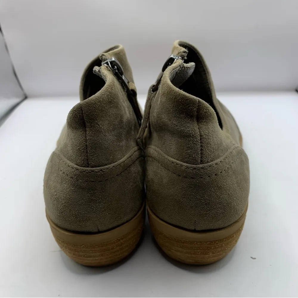 OTBT Womens 6.5M Shoes Gray Leather Slip On Comfort Booties - Image 4