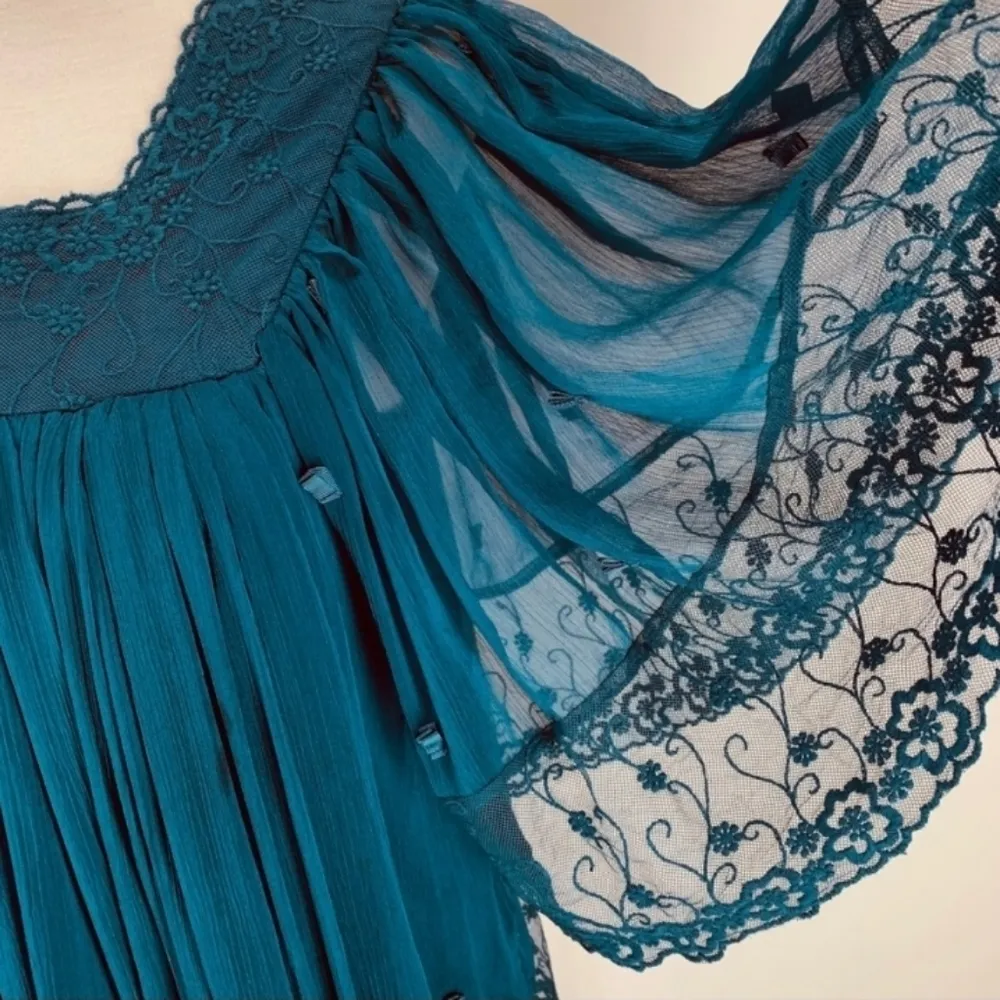 American Glamour Badgley Mischka Blue Blouse Size 1X. BRAND NEW - Image 11