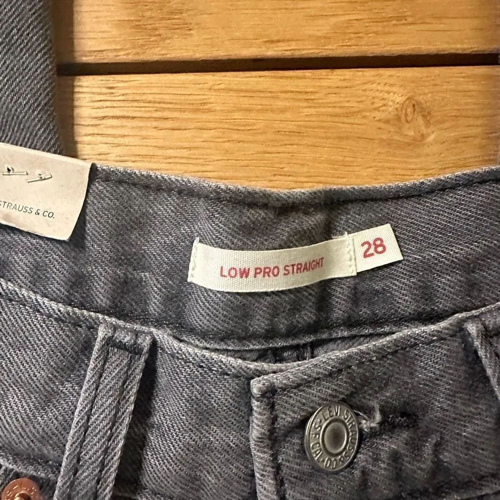 NWT Levi low pro faded black splatter straight 28 - Image 5