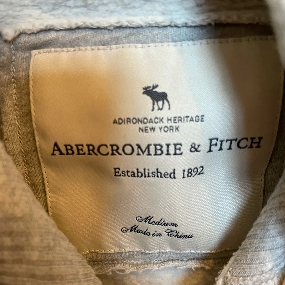 Vintage Abercrombie and Fitch Y2K Sweatshirt Gray Hoodie Size Medium - Image 3