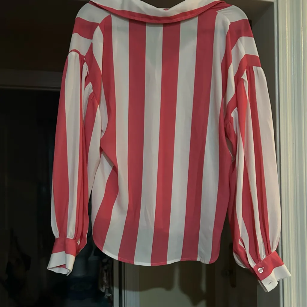 New York & Company‎ Red and White Boxy Long Sleeve Shirt - Image 7