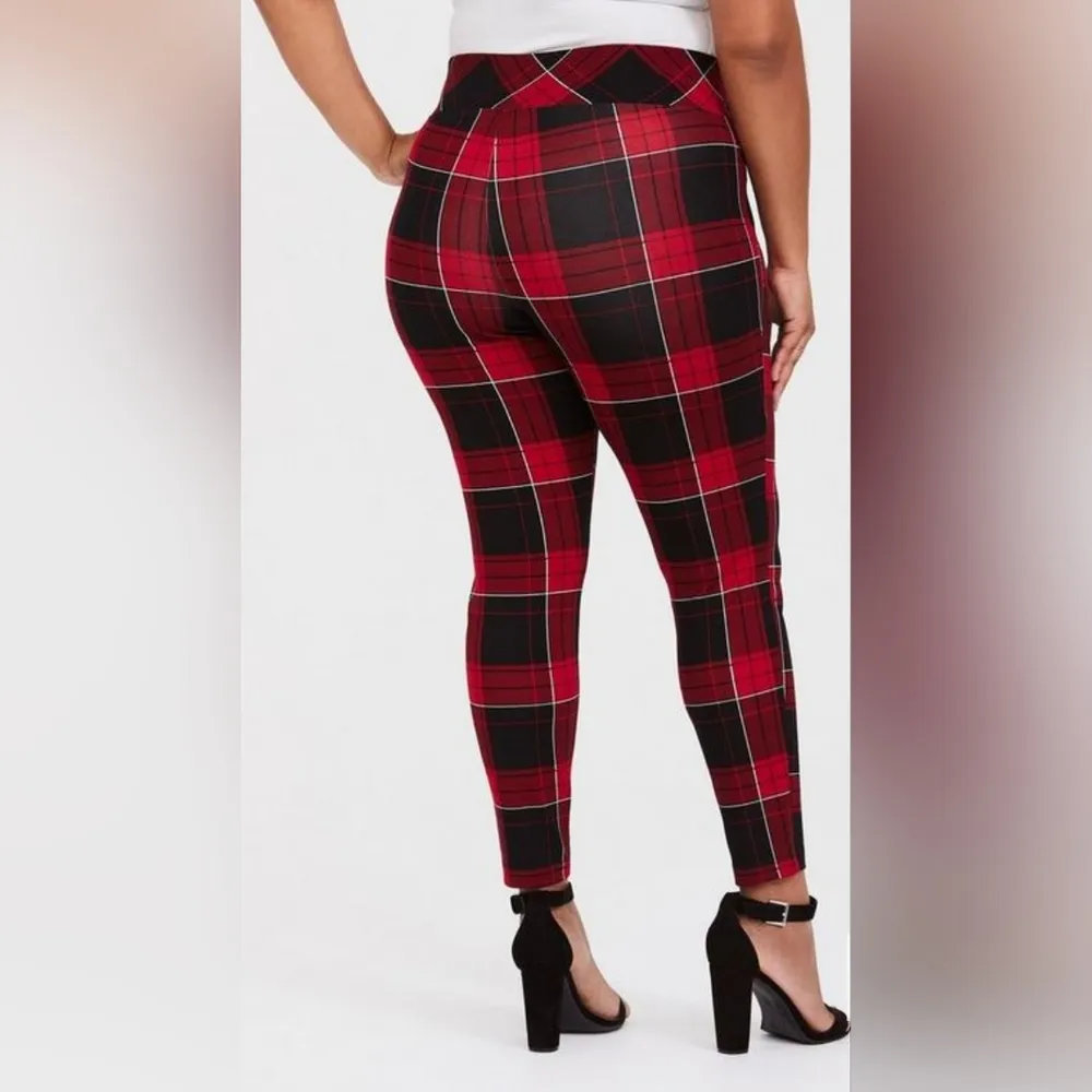 Torrid Premium Pointe Stretch Pull-On Pixie Pant 1R - Image 2