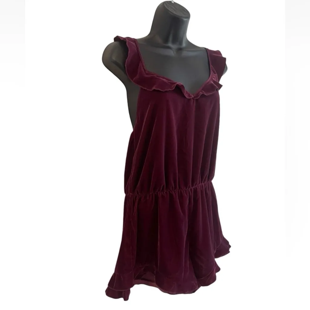 Victoria Secret Purple Velvet Romper Size Small - Image 5