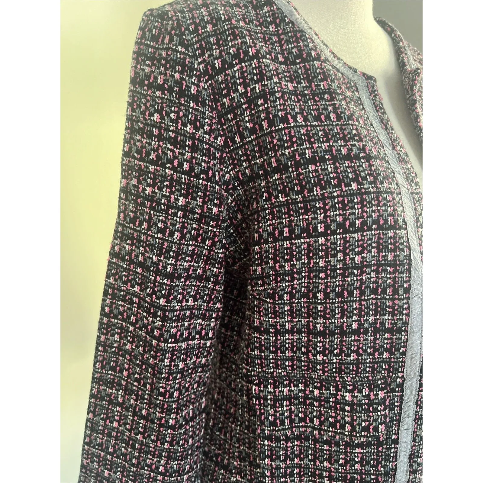 Hale Bob  Black Pink Tweedy Woven Collarless Blazer - Image 4