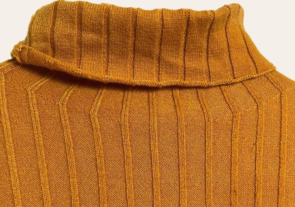 Revolve Lovers + Friends Mustard Yellow Turtleneck Crop Sweater Size Medium - Image 5