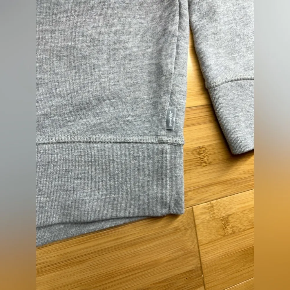 Levi's® Silvertab Logo Crewneck Pullover Sweatshirt Size: L|comfy & versatile - Image 7