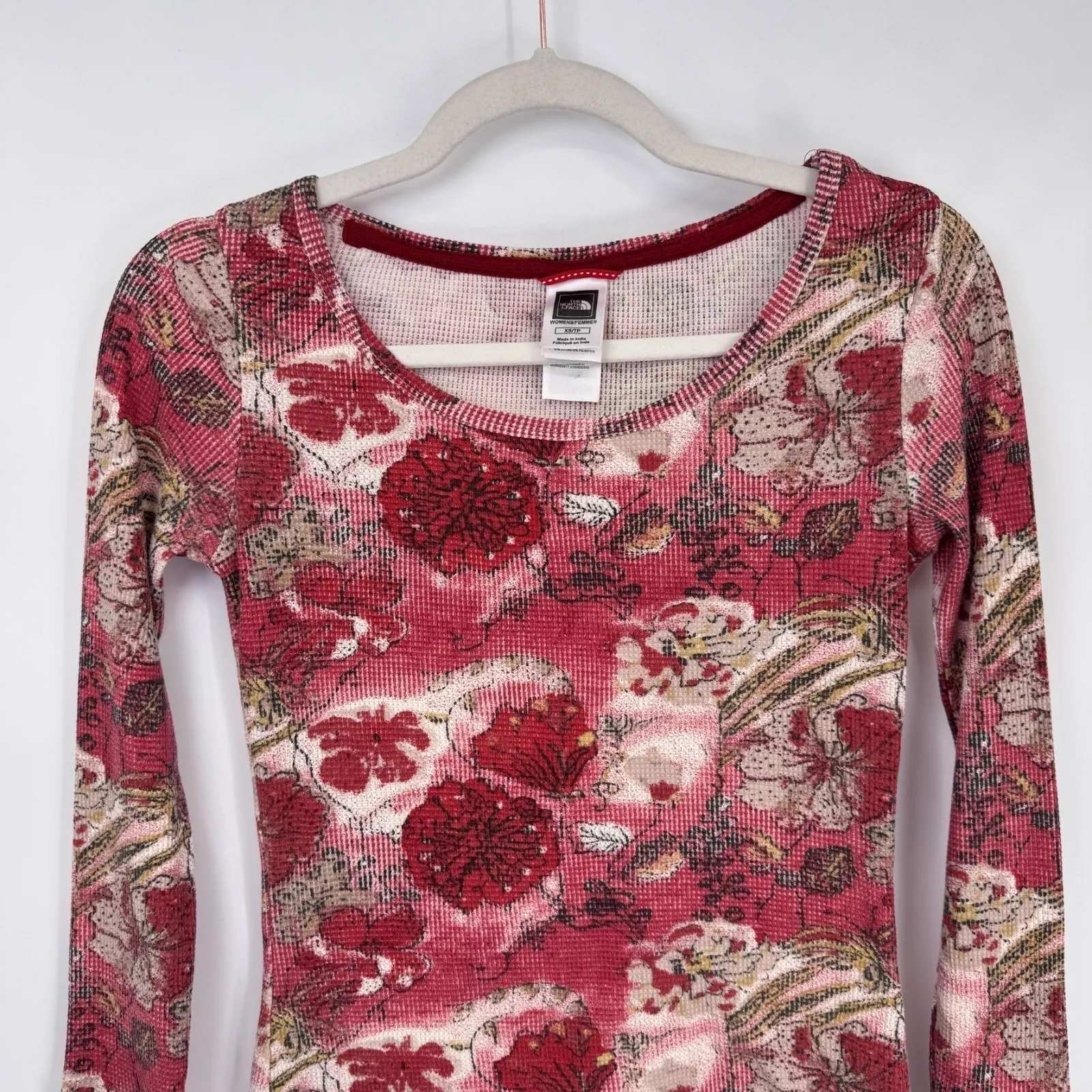The North Face Thermal Top Womens XS Red Floral Cotton Blend Hiking Camping - Image 2