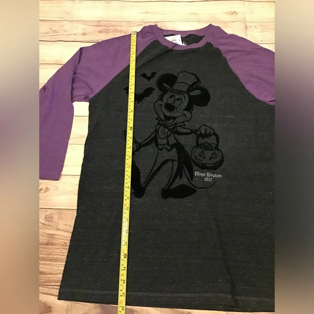 Disney parks mickey’s nt so scary halloween party 2022 passholder shirt Medium - Image 3