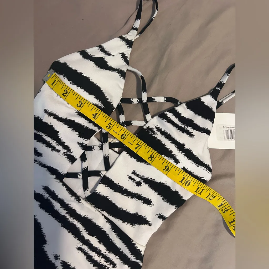 NWT Dippin’ Daisy’s One Bliss Zebra Print One Piece Bathing Suit Size XS - Image 10
