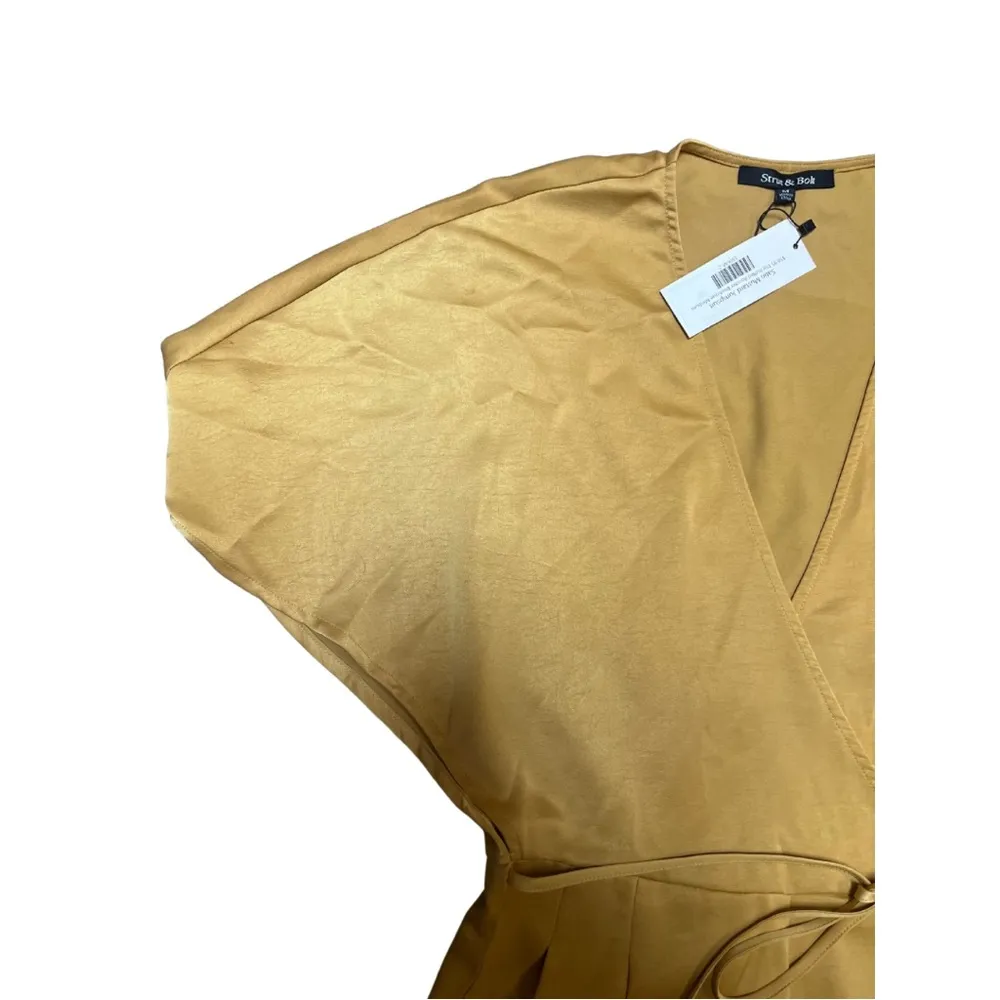 New Strut & Bolt Satin Mustard Jumpsuit – Size Medium - Image 6