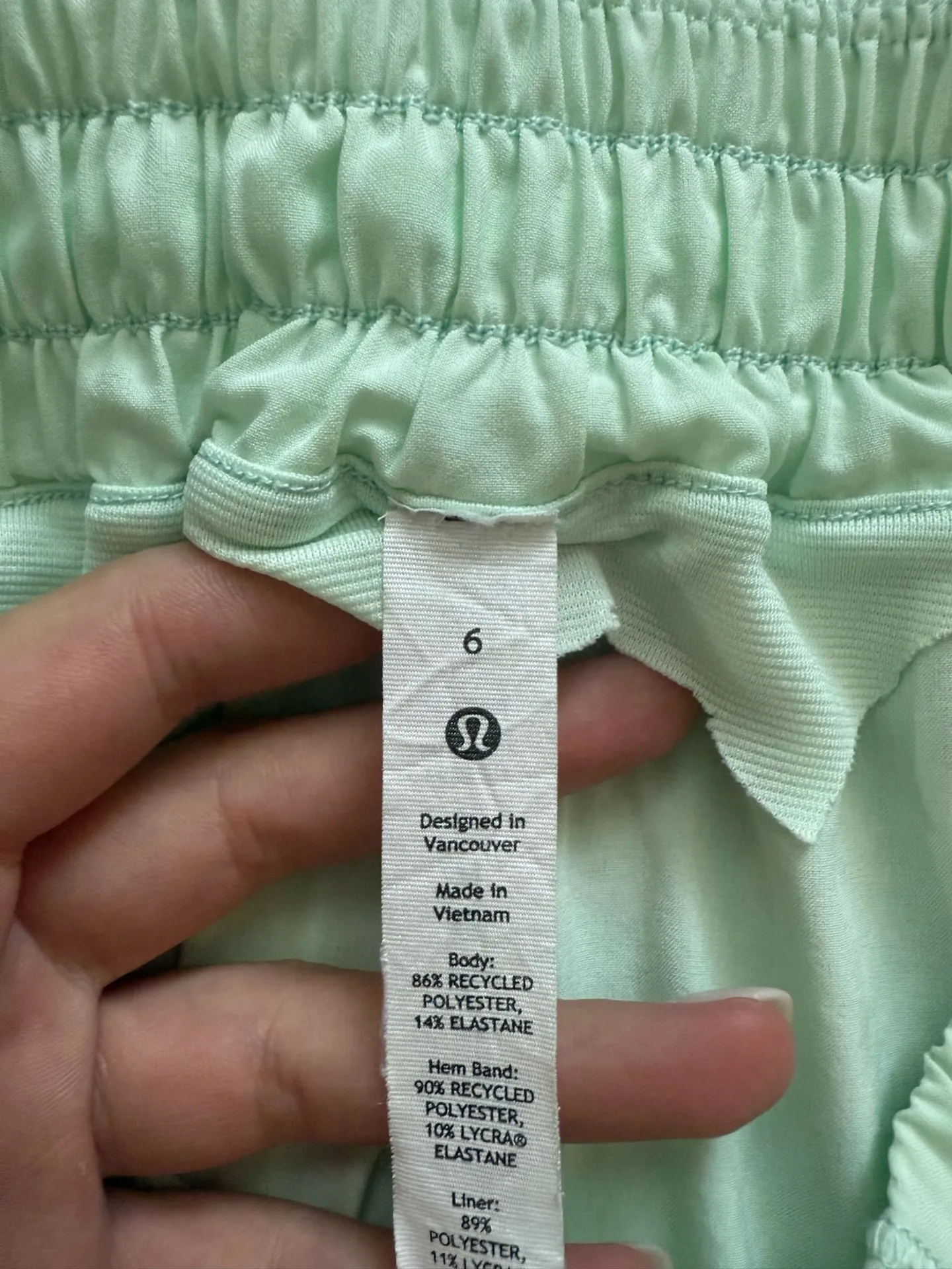 Lululemon Hot Hot Shorts - Image 3