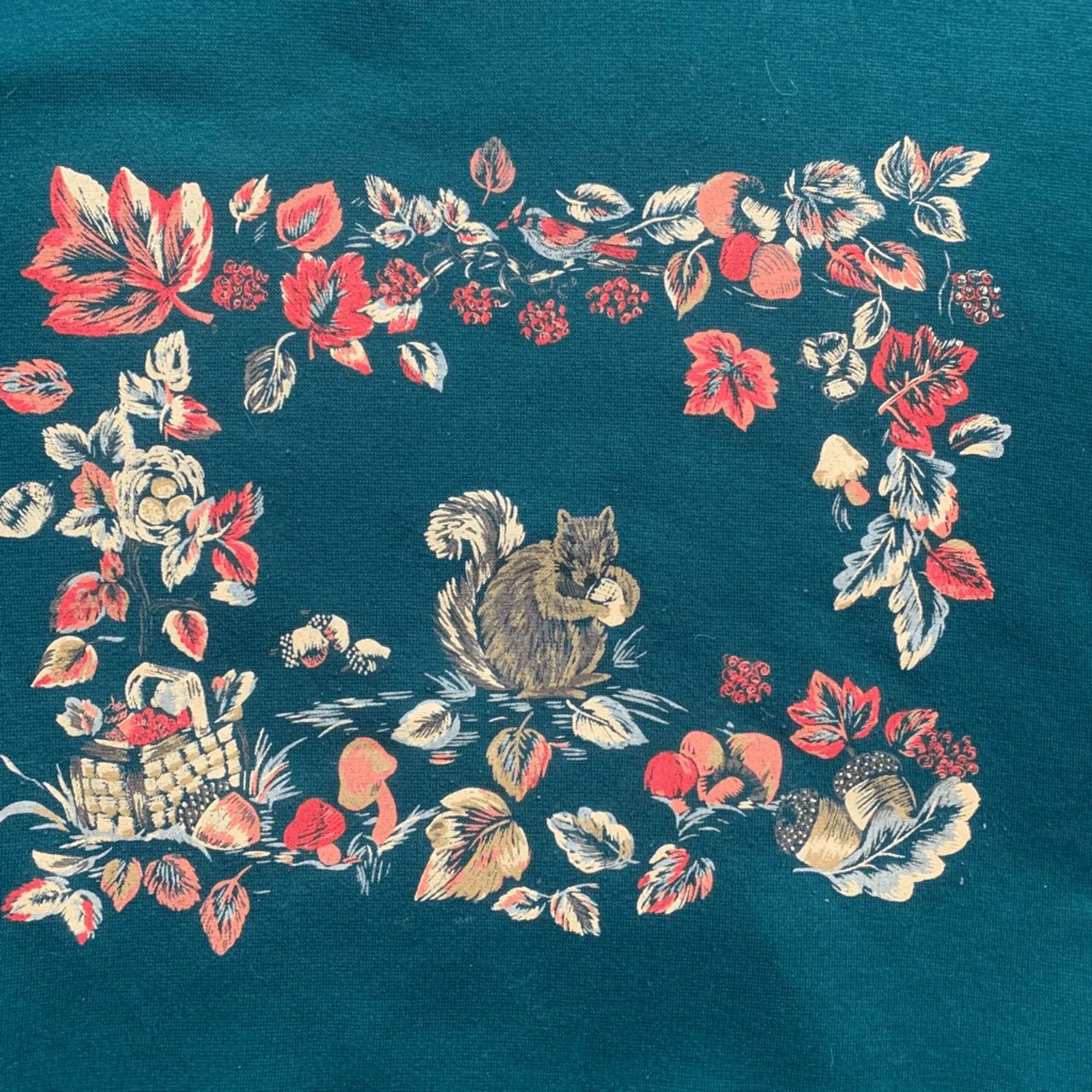 Vintage Basic Editions Sweatshirt Green Fall Leaves Squirrel Drop Shoulder OOAK Size M - Image 9