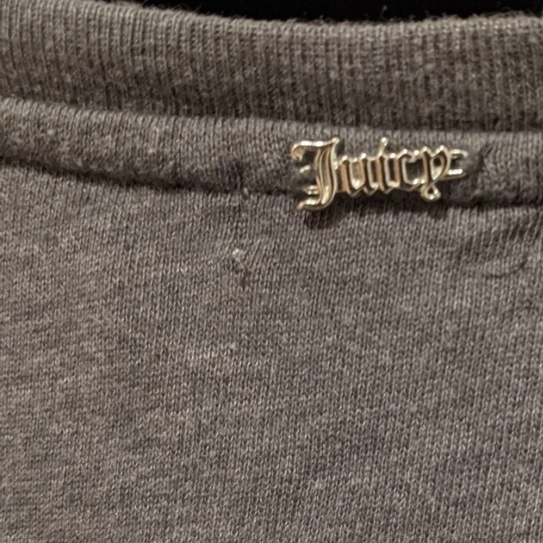 Juicy Couture Vintage Sequins Pump High Heels Gray Long Sleeve Sweater - Image 12