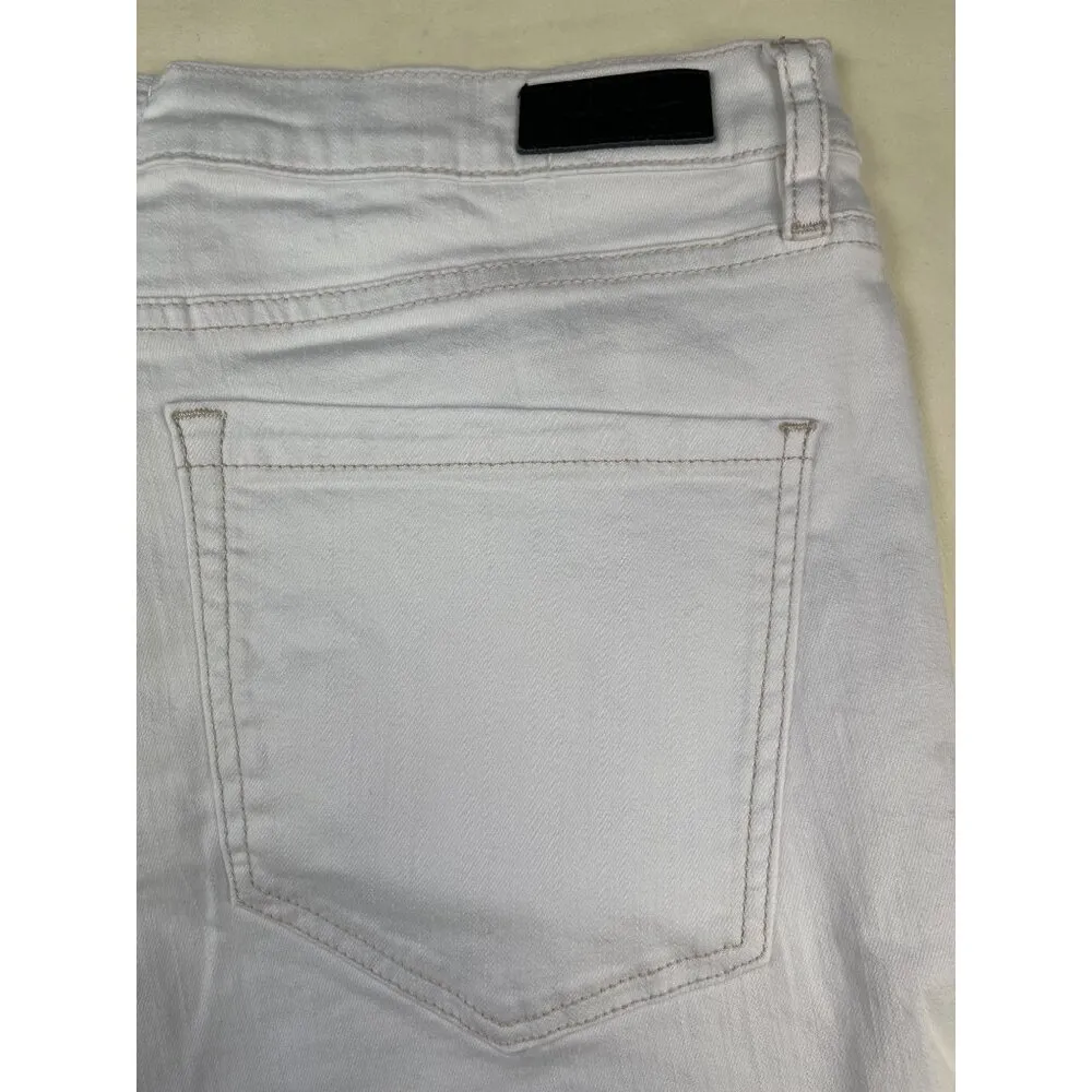 Nicole Miller Women's White Mid Rise Straight/Skinny Jeans Size 16 SKU 5174 - Image 6