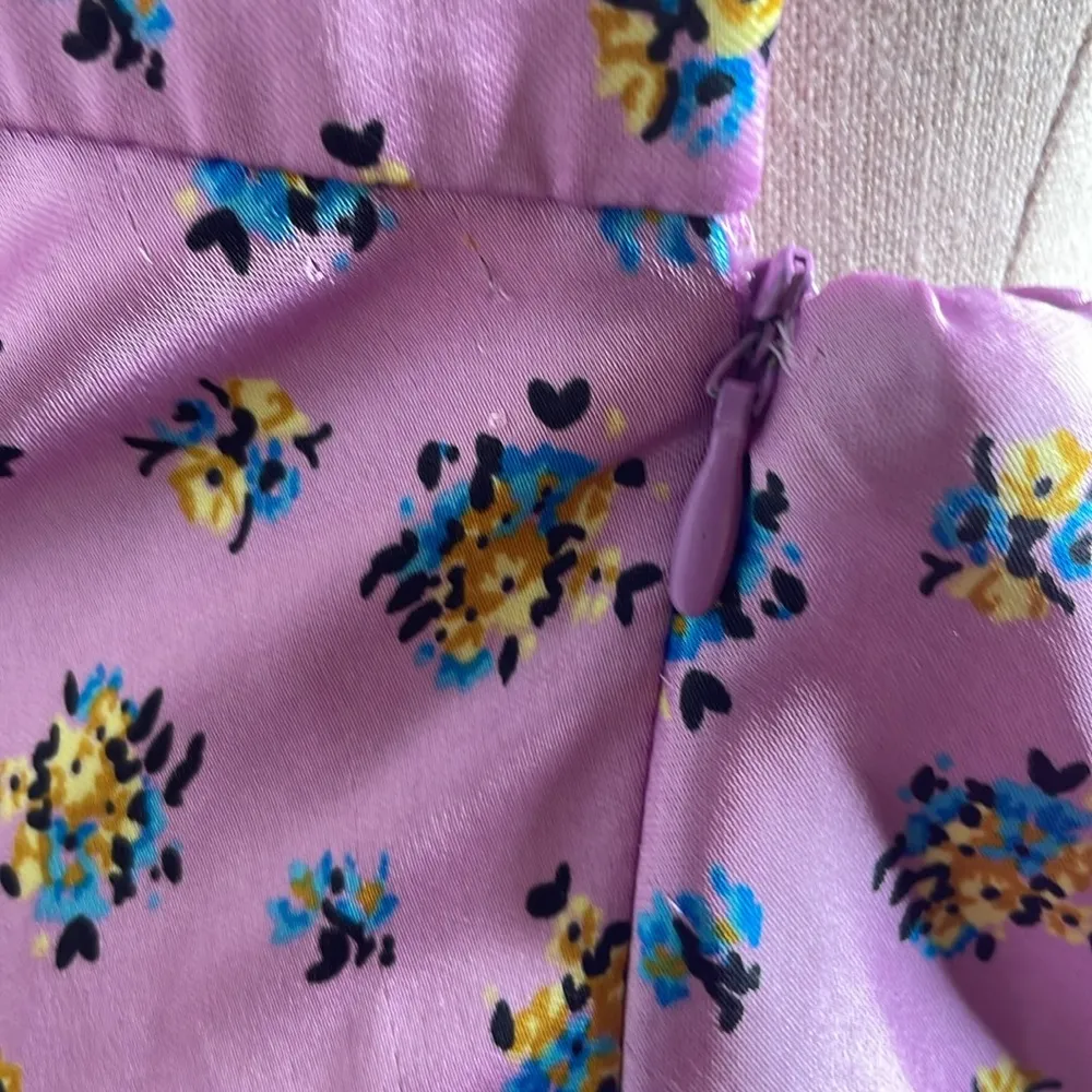 Satin Floral Midi Dress Size Large - Image 14