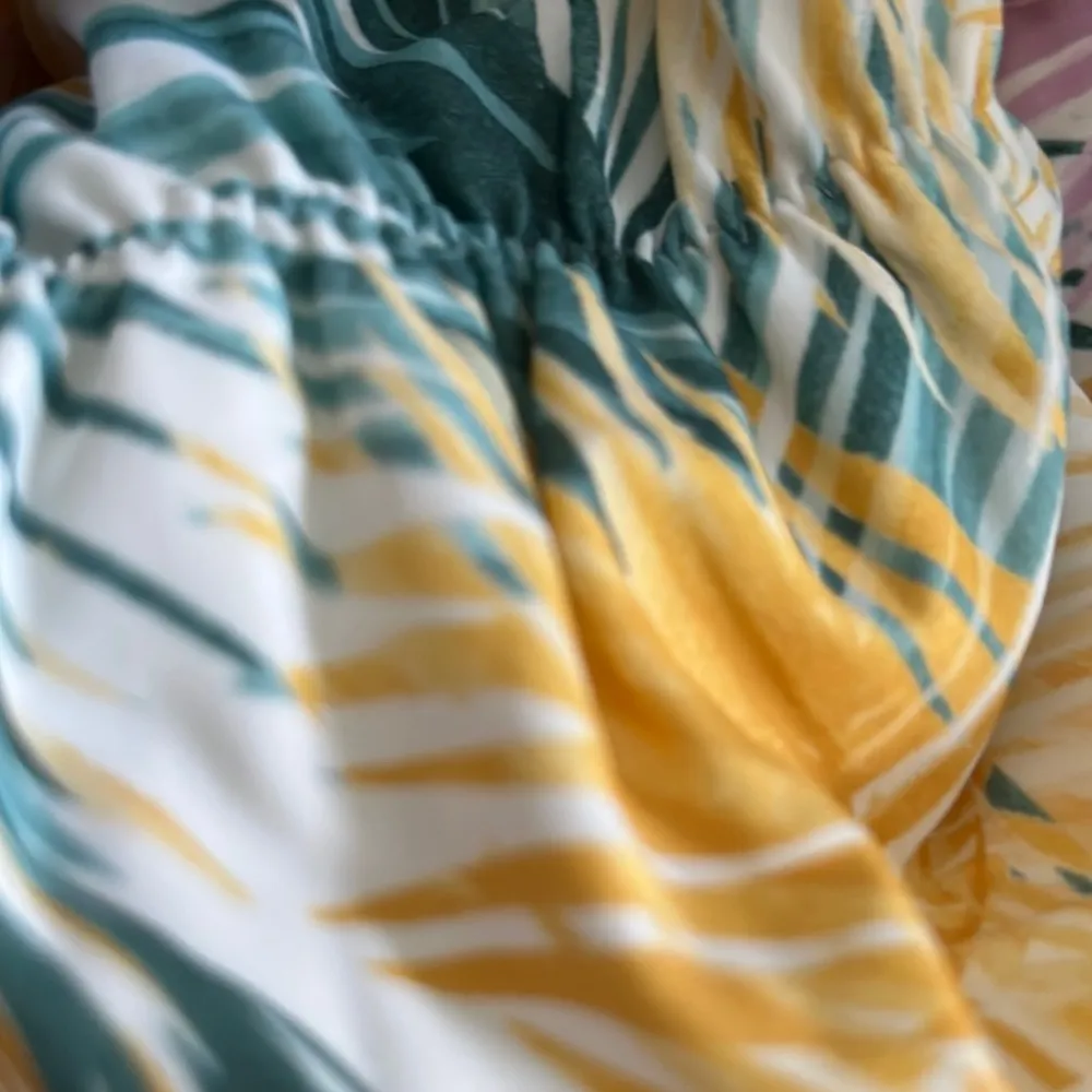 Shade and Shore Tropical Mid rise Bikini Bottom XL - Image 3