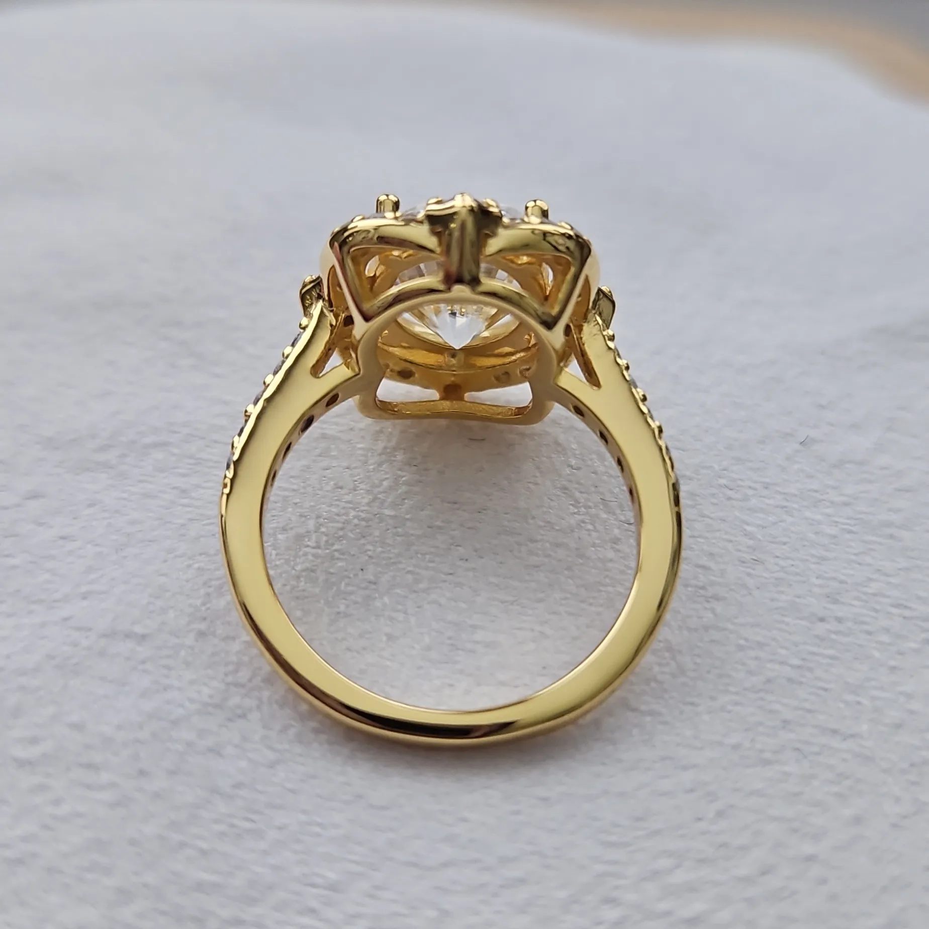 3ct Oval Scalloped Halo Iced Out Moissanite Ring. Size 5, YG Plating - Image 5