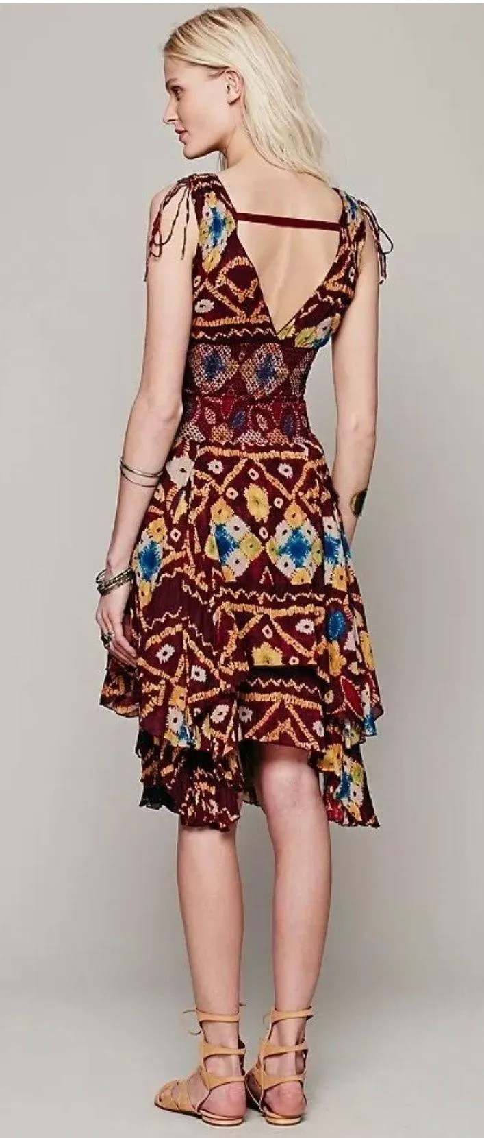 WORN ONCE  WISTERIA LATTICE SMOCKED WAIST BANDHANI PRINT MIDI DRESS. MINT. SZ S - Image 2