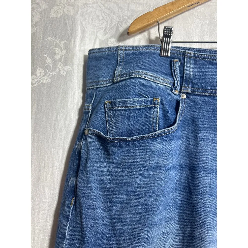 Lane Bryant Jeans Size 26 SHORT Ultra High Rise Wide Leg - Image 4