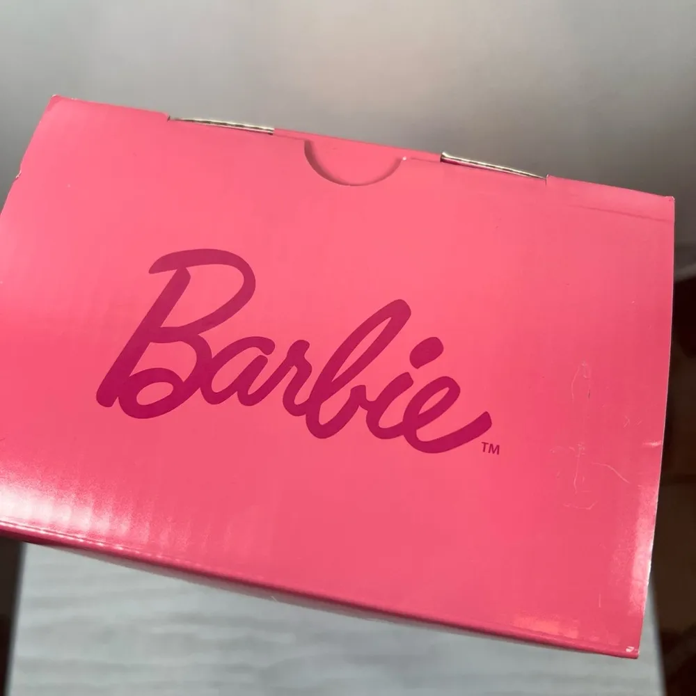 Stanley Flowstate Quencher H2.0 Tumbler in Bold Red Pink - Image 3