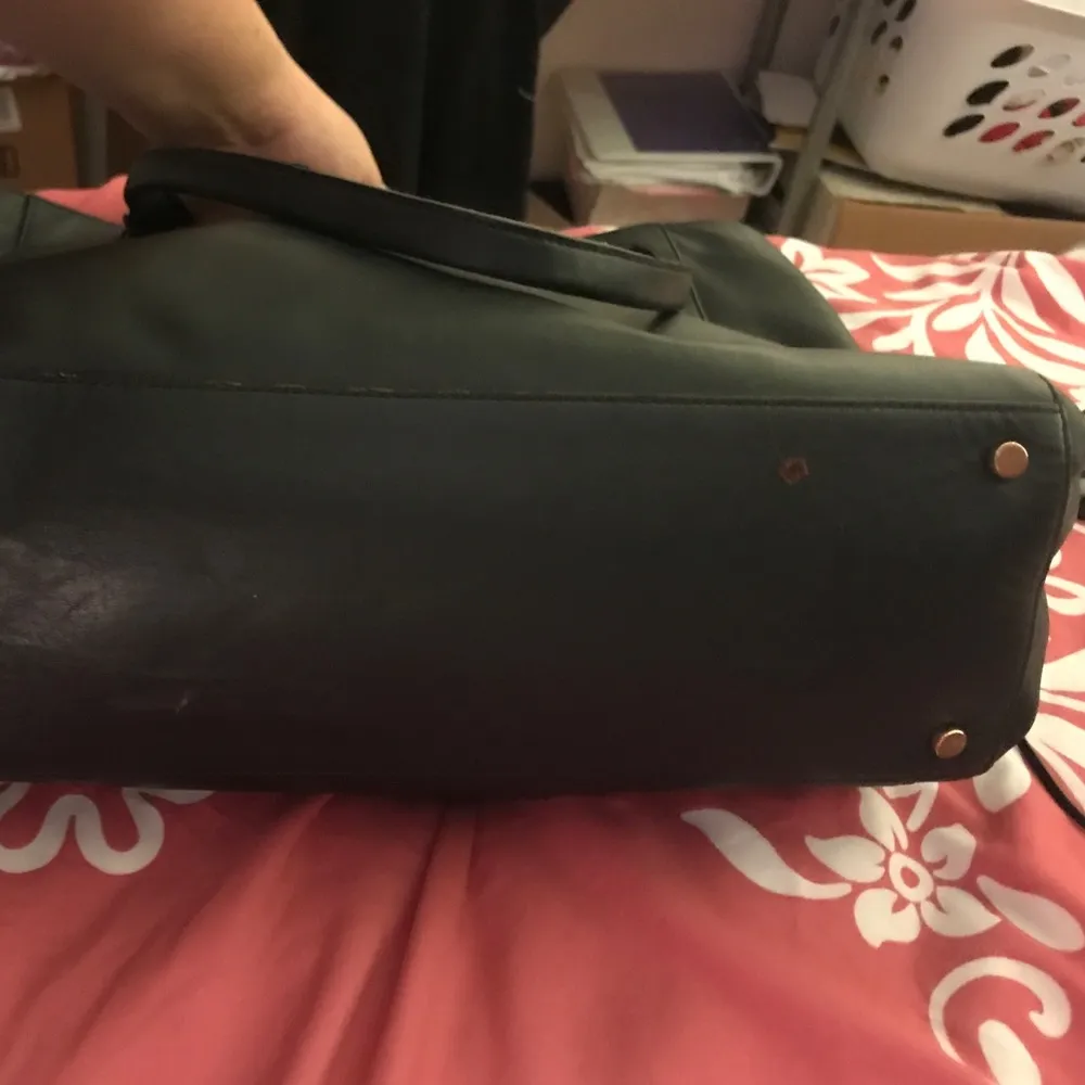 Kate Spade  Black Leather Tote - Image 5