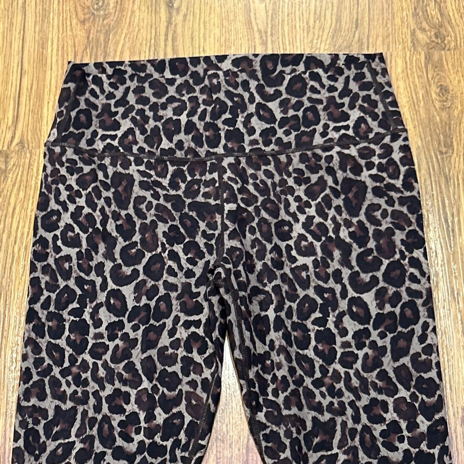 Varley Leggings Womens Large Leopard Animal Print Athletic Black Brown Ankle - Image 3
