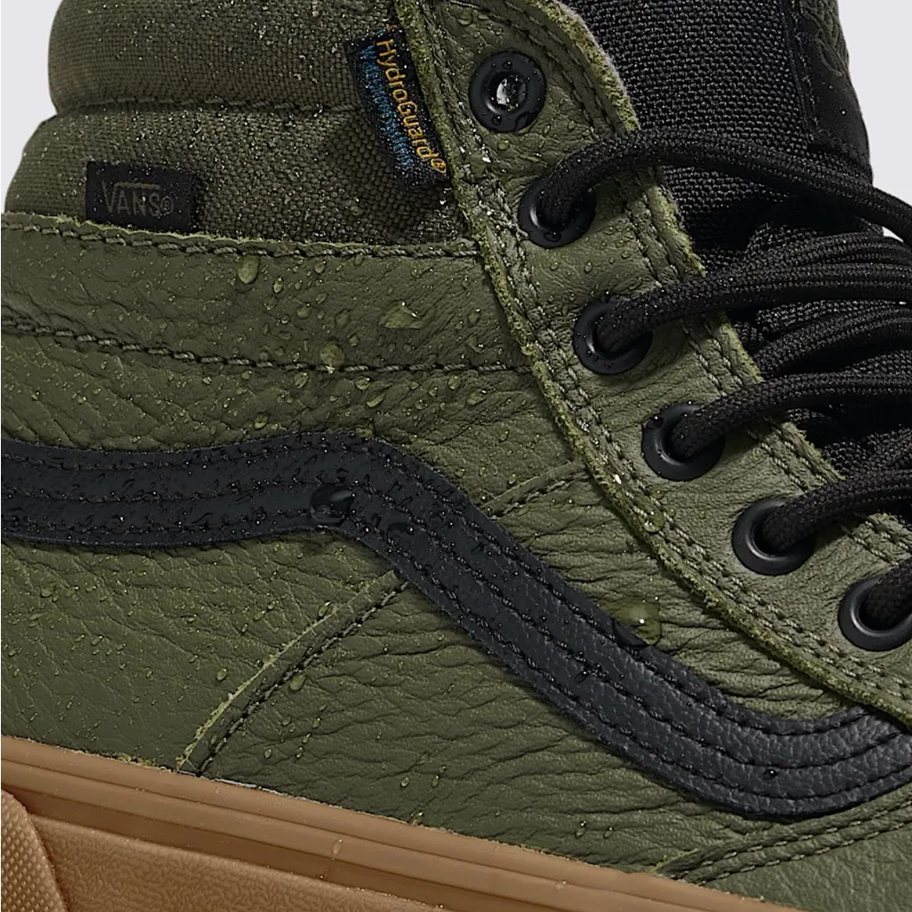 Vans Sk8-Hi Waterproof Insulated Shoe
Women 9.0 US Mens 7.5US - Image 6