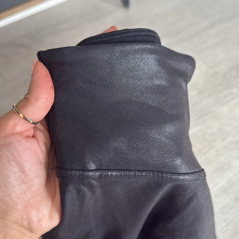 Spanx petite faux leather leggings - Image 7