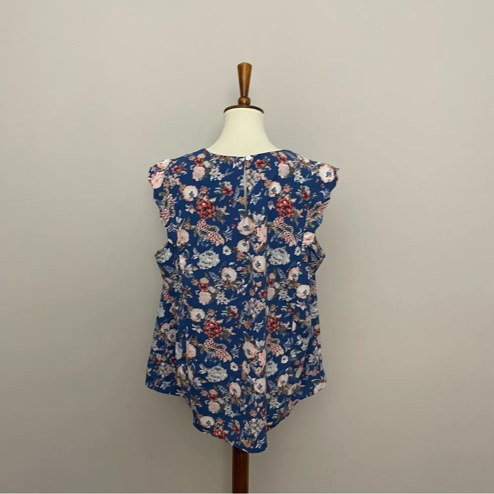 41 Hawthorn Top Split Neckline Scalloped Cap Sleeve Floral Blue Coral Orange Size 3X - Image 7