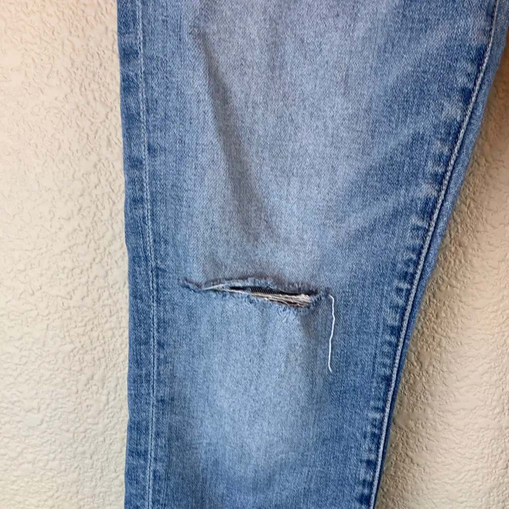 7 for all mankind sz 27 Roxanne ankle light wash distressed high rise causal - Image 6