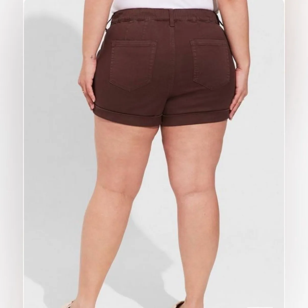 NWT  3.5 Inch Pull On Stretch Twill Boyfriend Shorts Puce Brown Purple 2X - Image 3