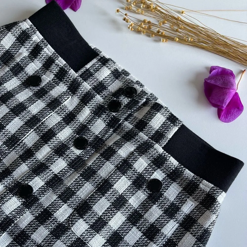 KARL LAGERFELD PARIS Buffalo Tweed Checker Print Elastic Waist Button Fr… - Image 4