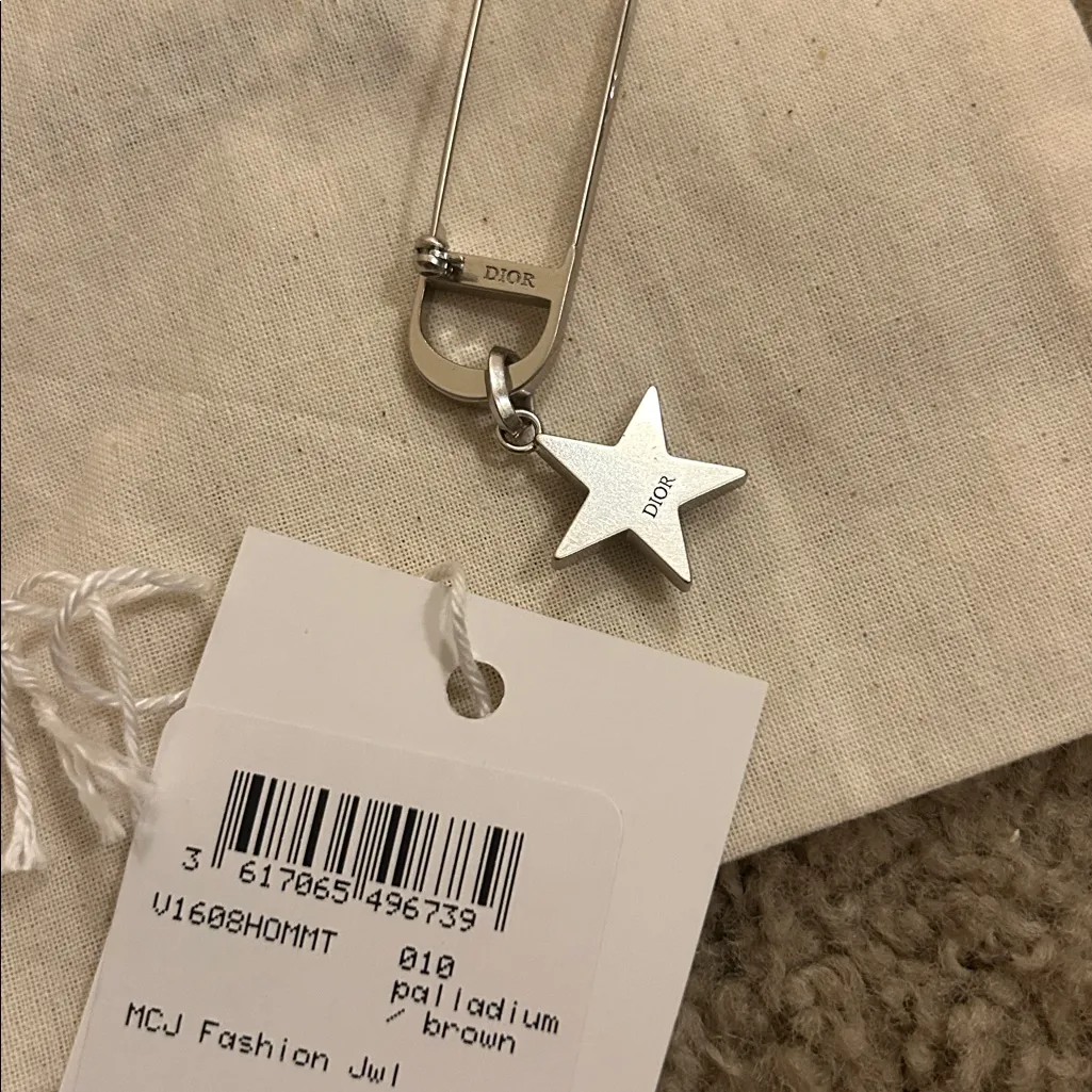 Christian Dior CD Icon Brooch Silver-Finish Brass With Brown Resin and Crystal - Image 5