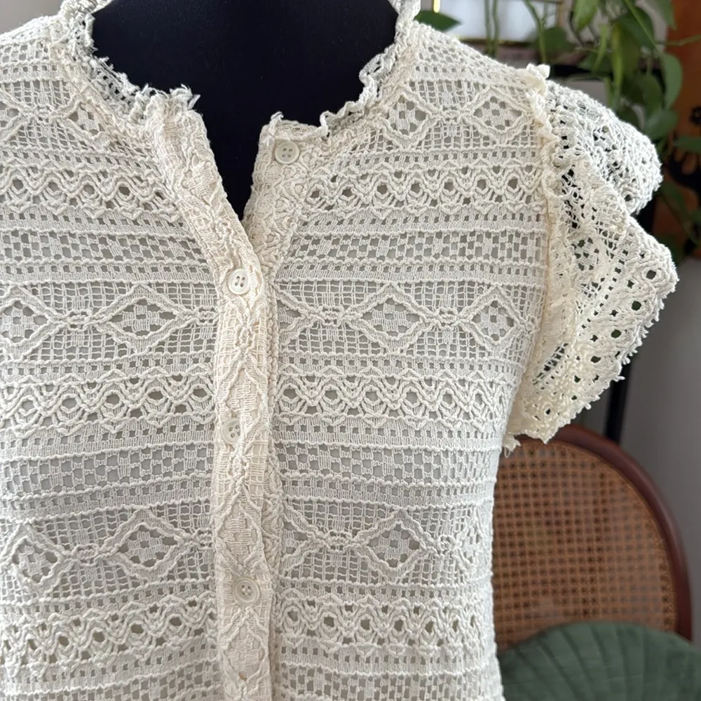 Carly Jean Los Angeles Lainey Cream Lace Button Up Cap Sleeve Mini Dress - Image 3