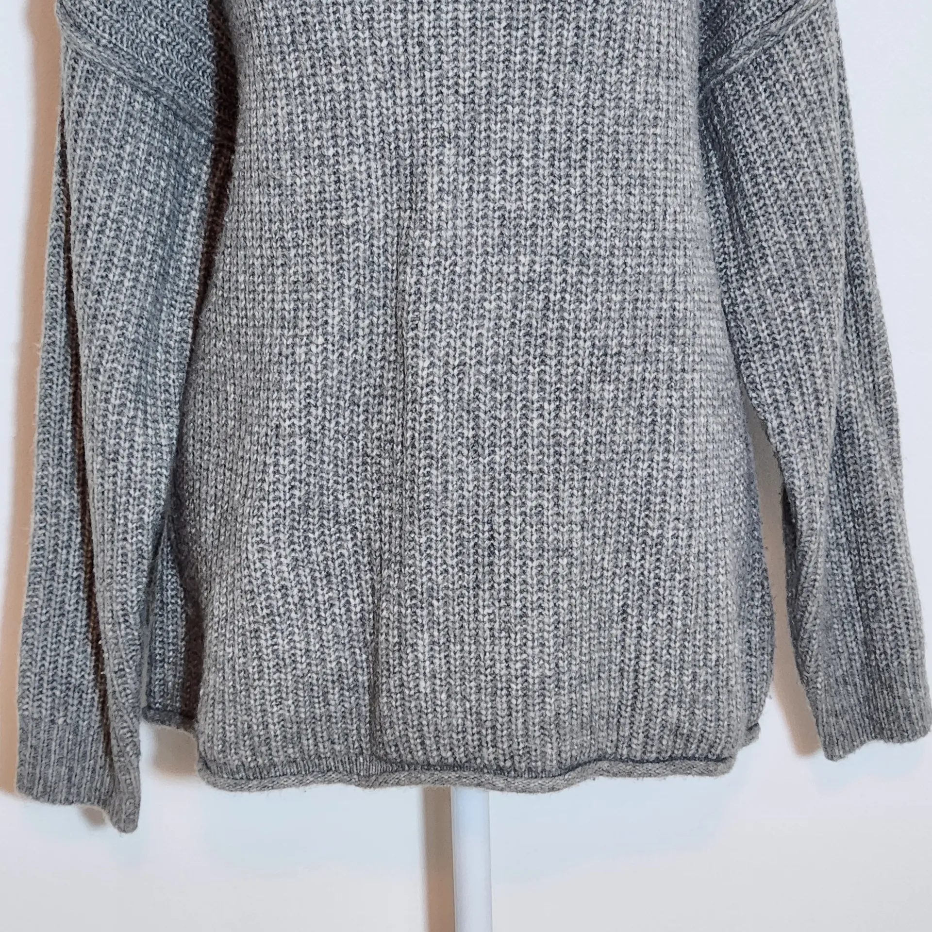 Like Love Gray Fuzzy Sweater Size Large Like Love Gray Comfy Sweater - Image 4