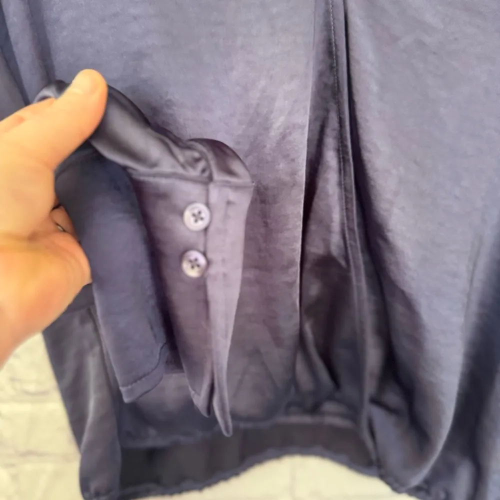 NWT Good American Ink Blue Long Sleeve Stretch Satin Faux Wrap Top Size medium - Image 7