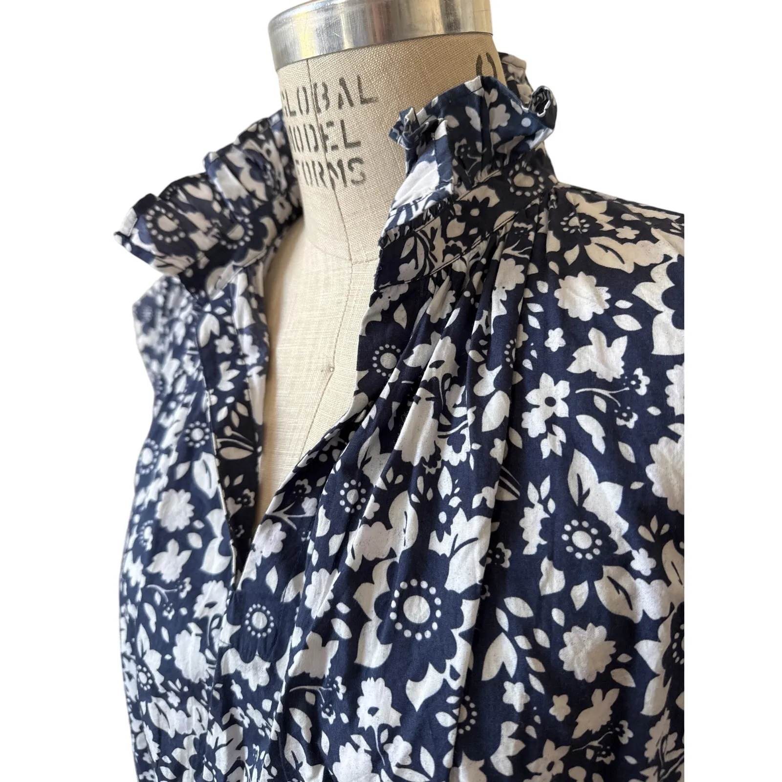 NWT Never A Wallflower Vicki Short Sleeve Dress Navy Floral Size XS Blue - Image 3