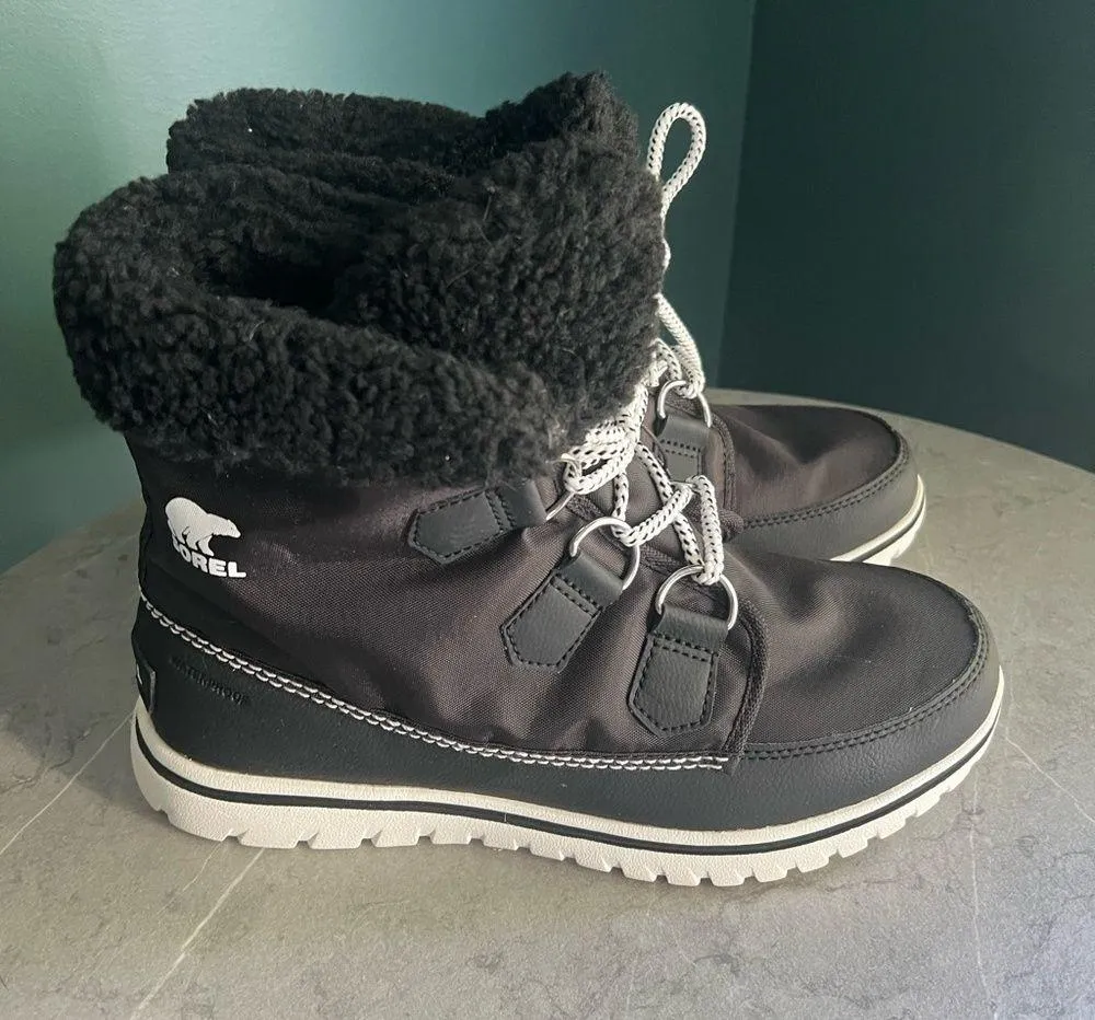 Cozy Carnival Nylon Boot - Image 4