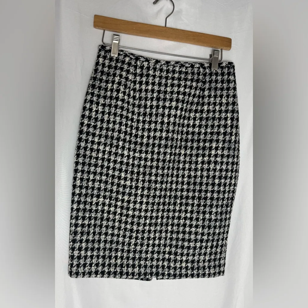 Calvin Klein Women's Black White Tweed Lined Above Knee Mini Skirt Size 4 - Image 9