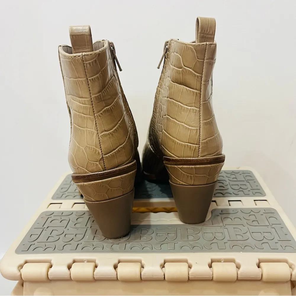 gianni bini boots tan snake skin maelyie croc size 6 - Image 3
