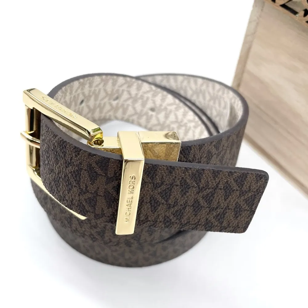 Michael Kors MK Signature Reversible Leather Belt - Image 4