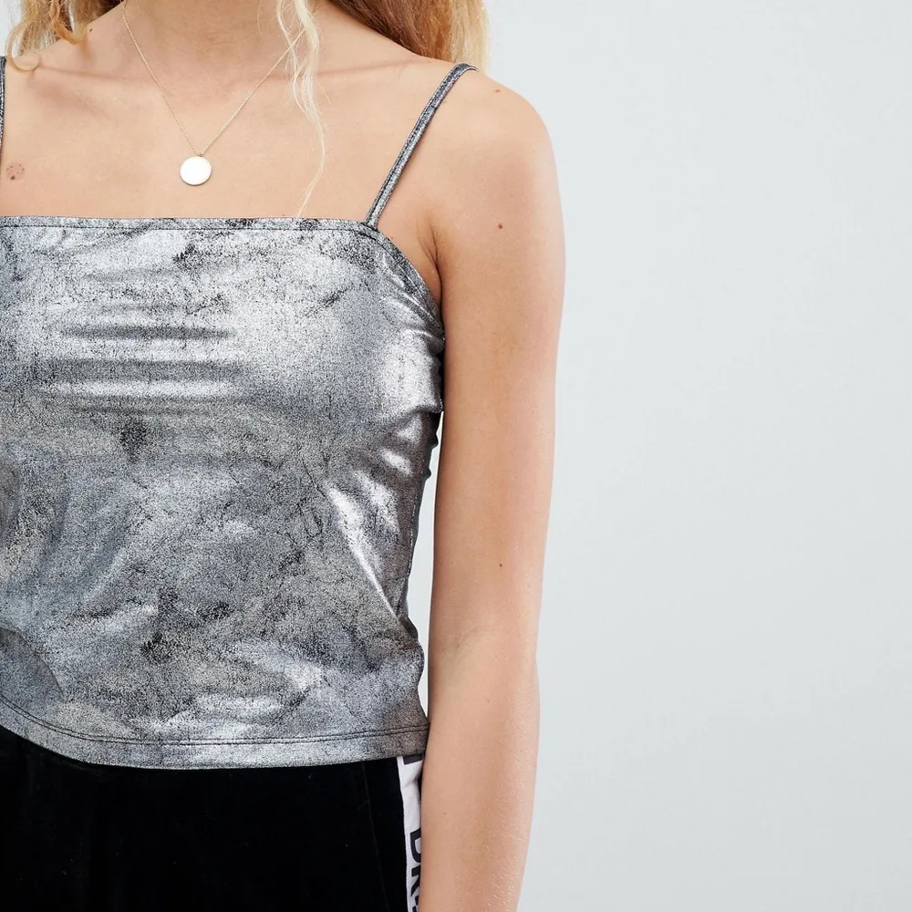 Dr. Denim  Flo Gunmetal Camisole Top Size Medium - Image 3